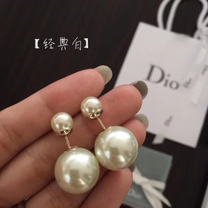 Dior Trible經典耳釘